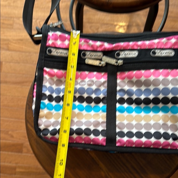 LeSportsac Women's Multicolor Crossbody Bag set nwot - Picture 4 of 9